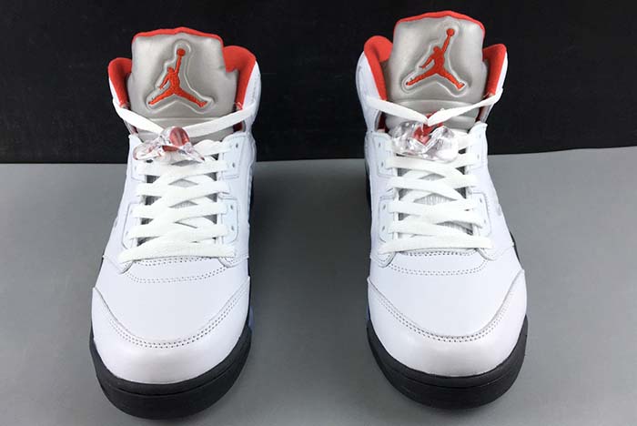 AIR JORDAN 5 RETRO FIRE RED DA1911-102