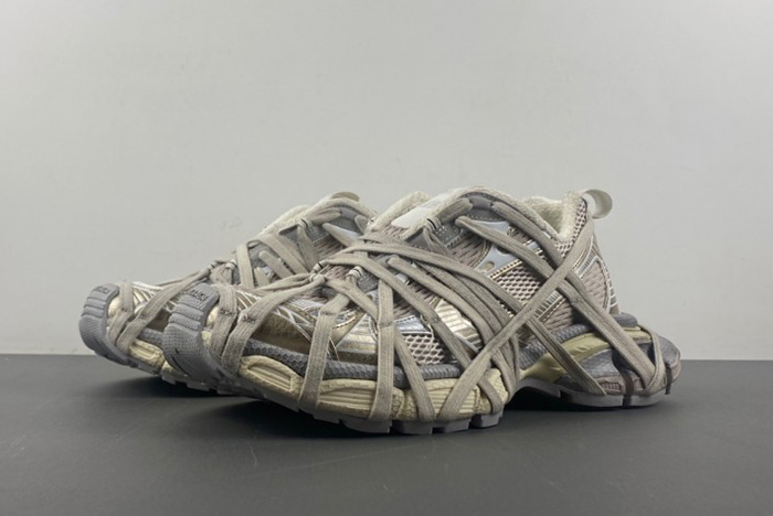 Balenciaga Phantom Sneaker  3XL  778698 W3XLL 9191