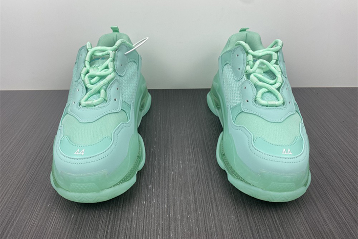 Balenciaga Triple S Black Sneaker  541624 W2GA1 4500