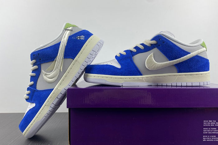 Fly Streetwear x Nike SB Dunk Low DQ5130-400