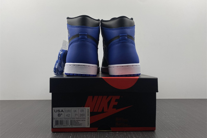Air Jordan 1 Retro Royal High 555088-007