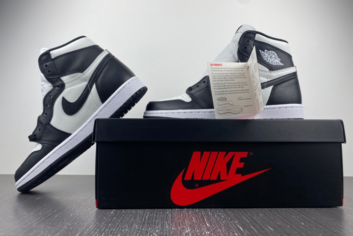 Air Jordan 1 Retro High 85 “Black White” BQ4422-001