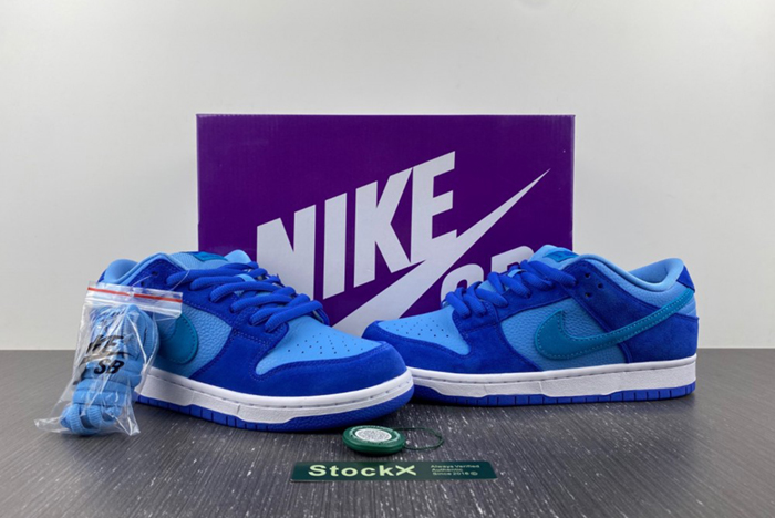 Nike SB Dunk Low Pro DM0807-400 Blue Raspberry
