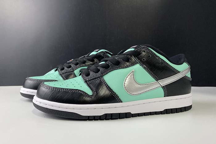 NIKE DUNK SB DIAMOND TIFFANY  304292 402