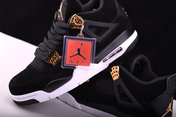 Air Jordan 4