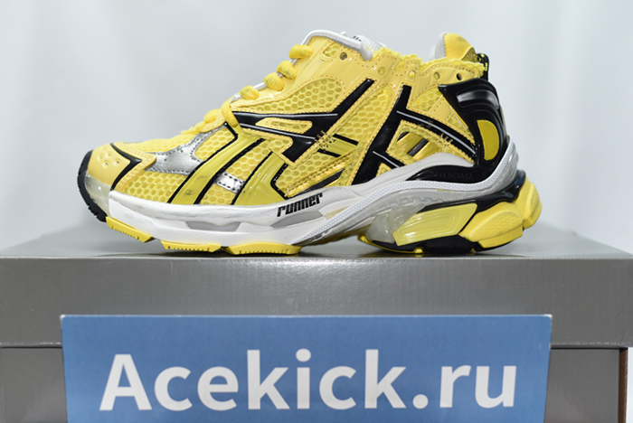 Balenciaga 7.0  TRACK 677402-W2RD3-0510