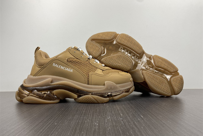 Balenciaga Triple S Black Sneaker  541624 W2GA1 2706