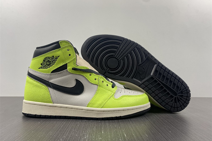 Air Jordan 1 Retro High OG「Visionaire」555088-702