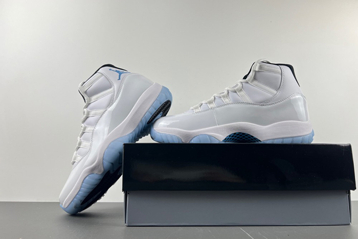 Jordan 11 Retro Legend Blue CT8012-104