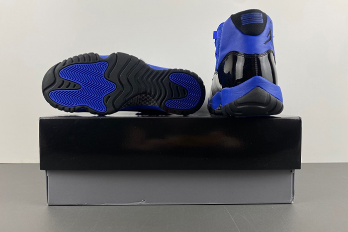Air Jordan 11 CT8012-400