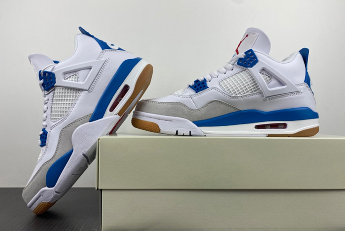 Nike SB x Air Jordan 4  Blue DR5415-104
