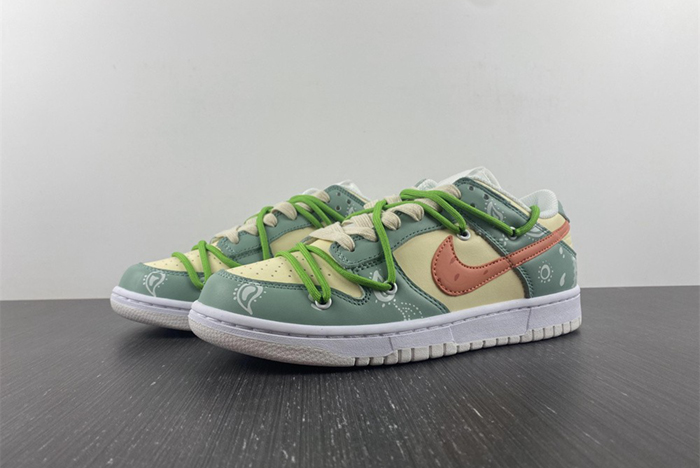 Nike Dunk Low DH9765-100