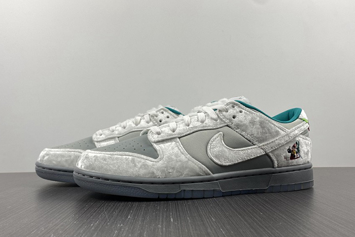 Nike Dunk Low 