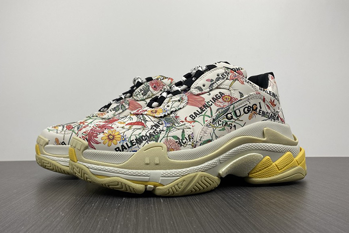 x  BALENCIAGA 1.0   677195 UL110 8461