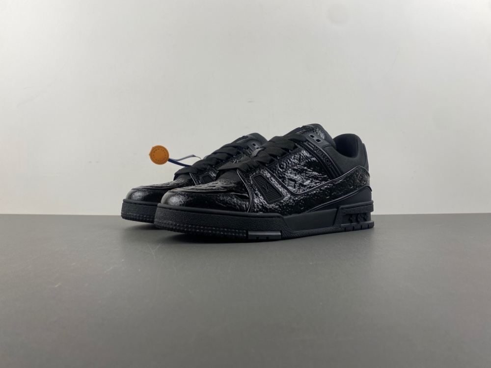 Sneaker L*V Trainer