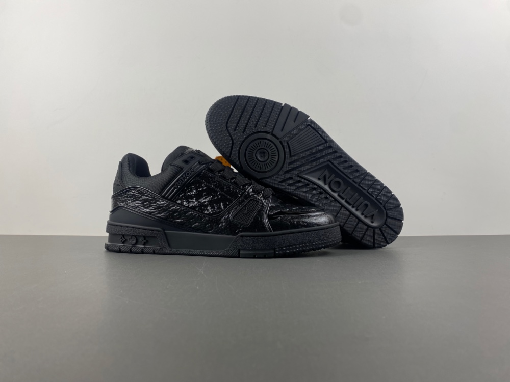 Sneaker L*V Trainer