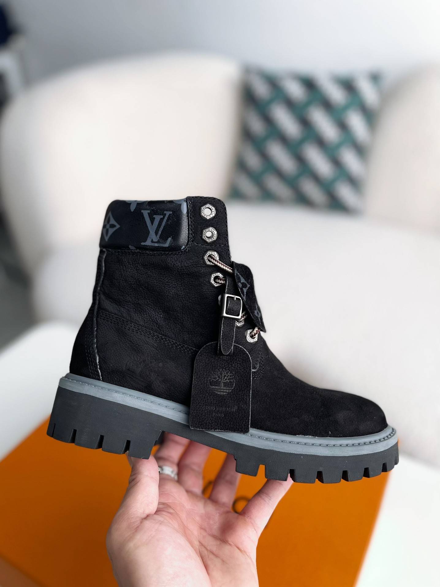 L*V x Timberland