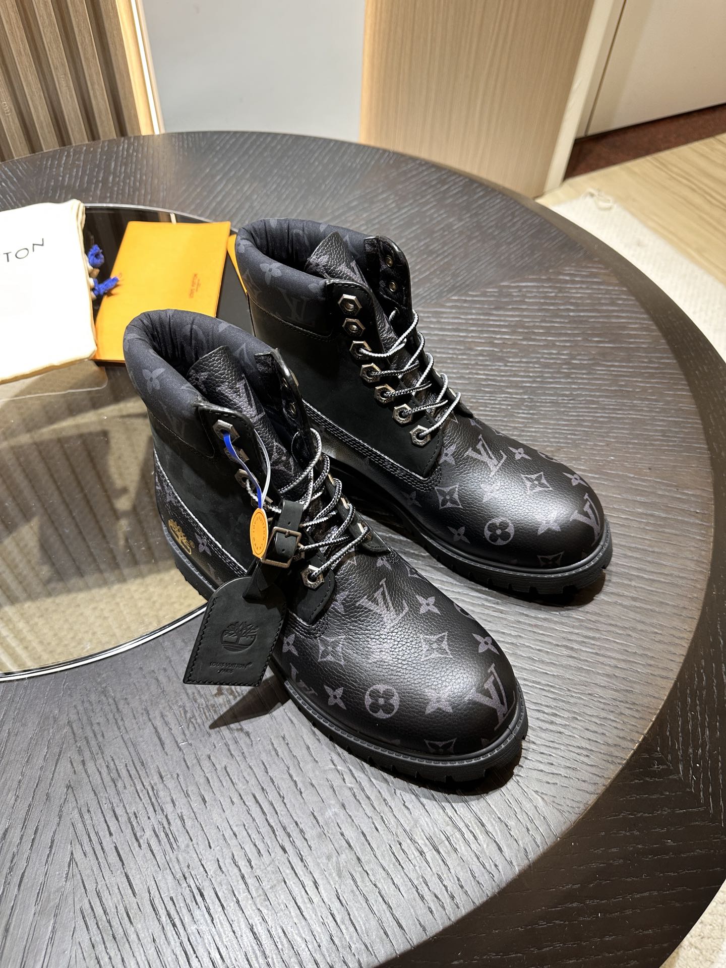 L*V x Timberland