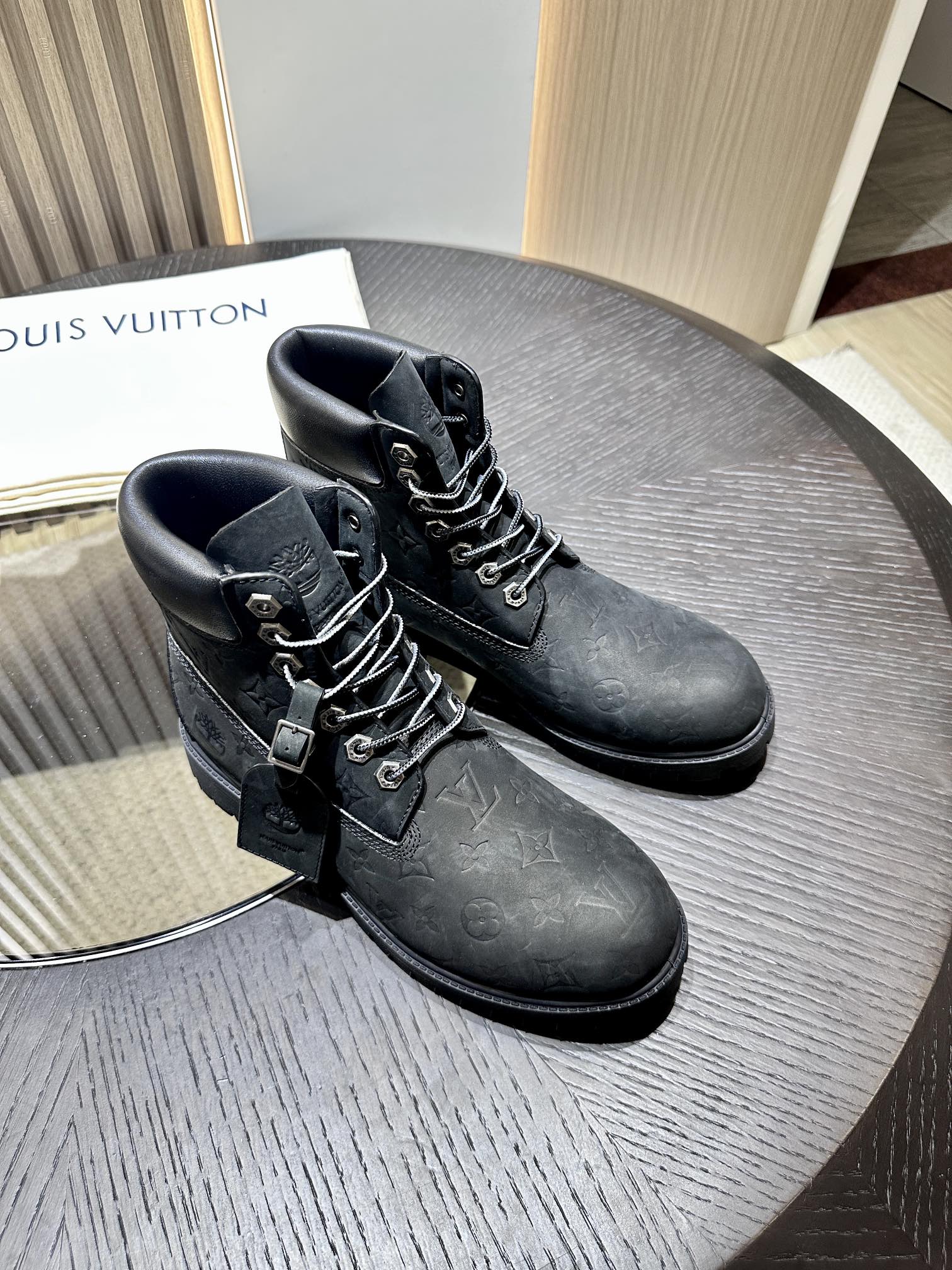 L*V x Timberland