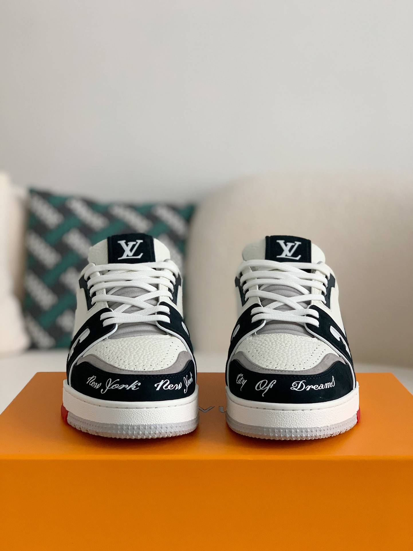 L*V New York Exclusive Trainer Sneakers