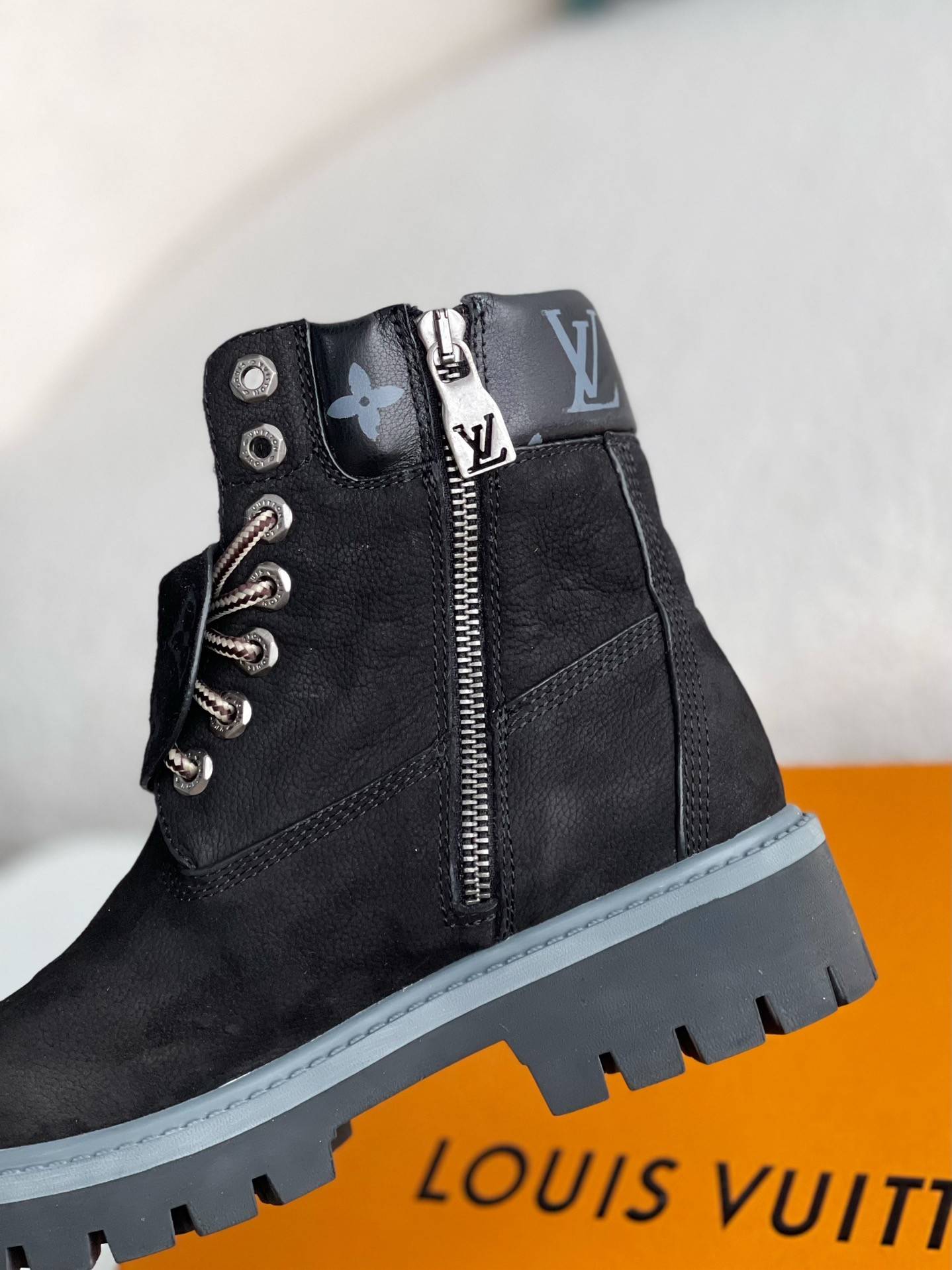 L*V x Timberland
