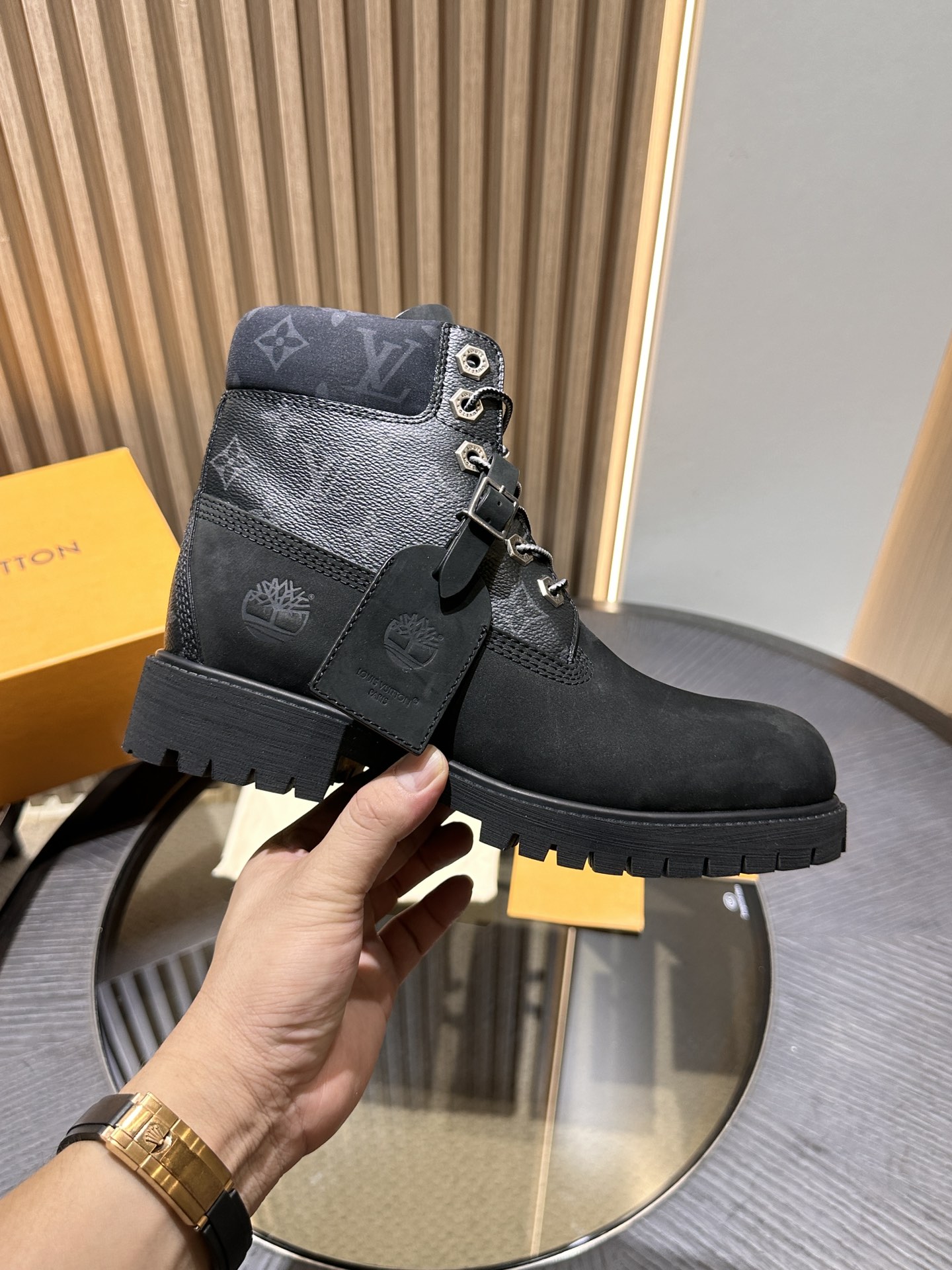 L*V x Timberland