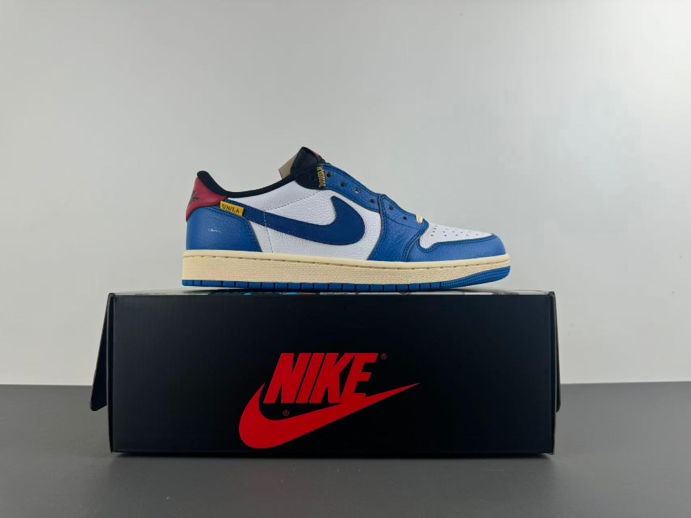 Air Jordan 1 Low UN  HQ6998-146