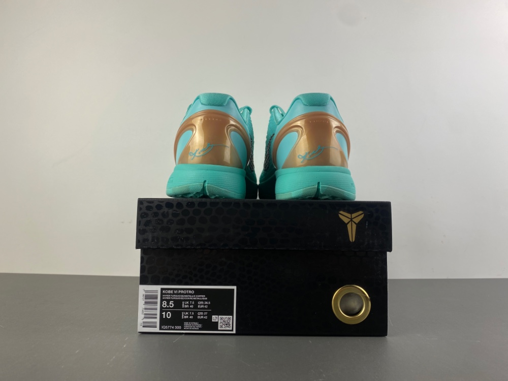 Jalen Brunson x Nike Kobe 6 Protro “Statue of Liberty”  IQ5774-300
