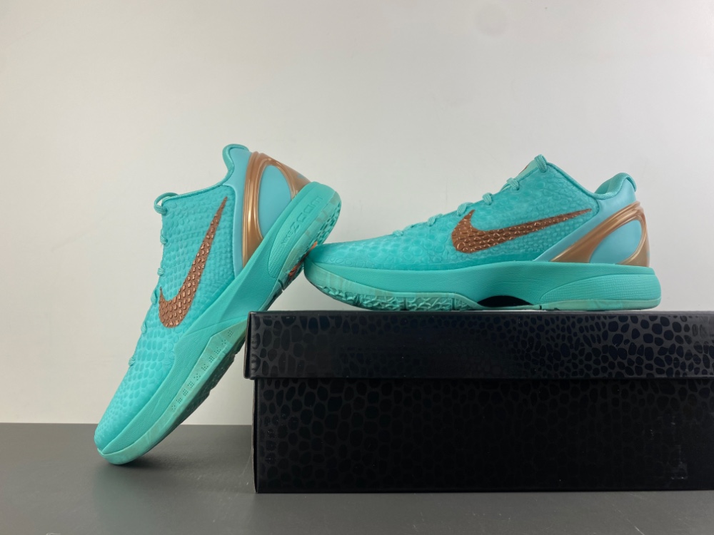 Jalen Brunson x Nike Kobe 6 Protro “Statue of Liberty”  IQ5774-300