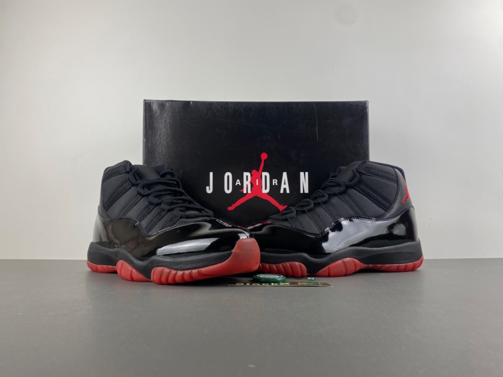 Air Jordan 11  378037-326