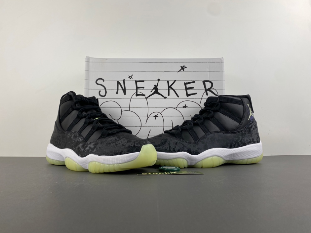 Jordan 11 Retro Black Barely Volt (GS) - IB1378-001