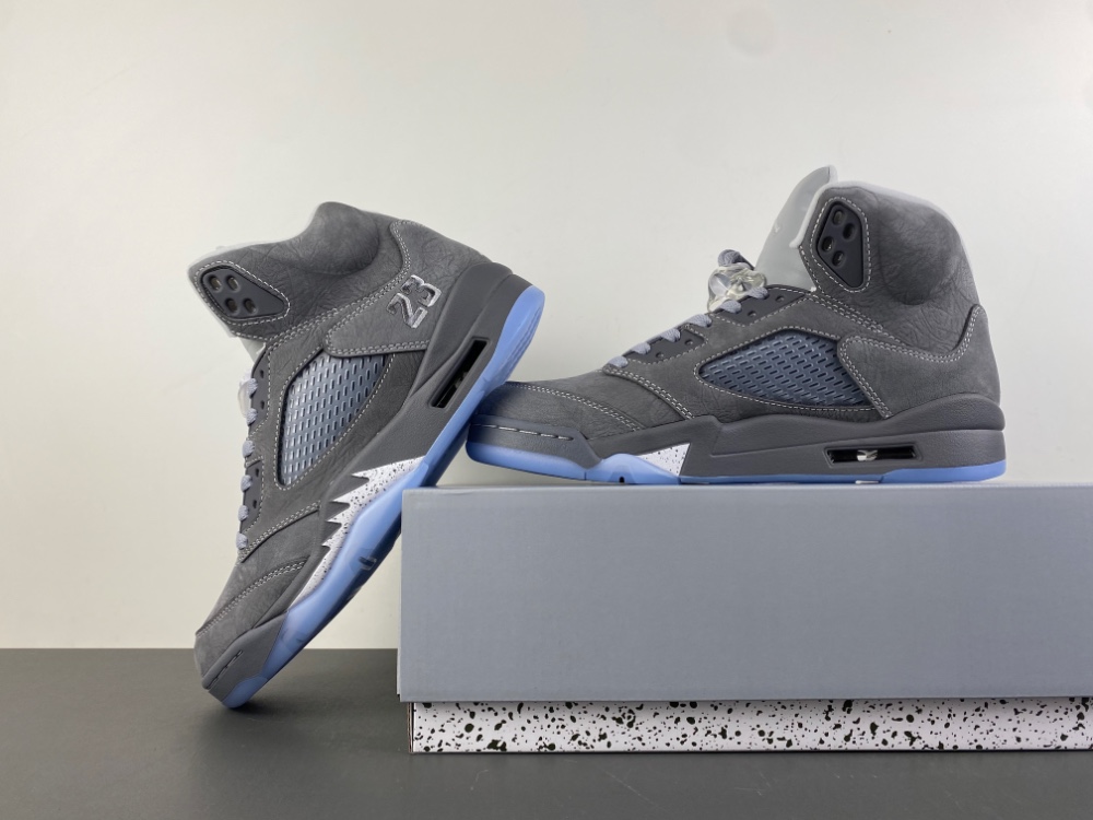 Jordan 5 Retro Wolf Grey (2026)  DD0587-002