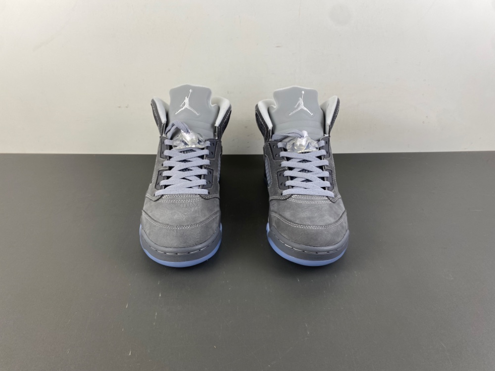 Jordan 5 Retro Wolf Grey (2026)  DD0587-002